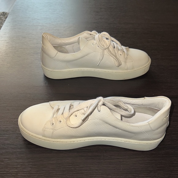 Burberry Leather sneakers - Picture 7 of 9